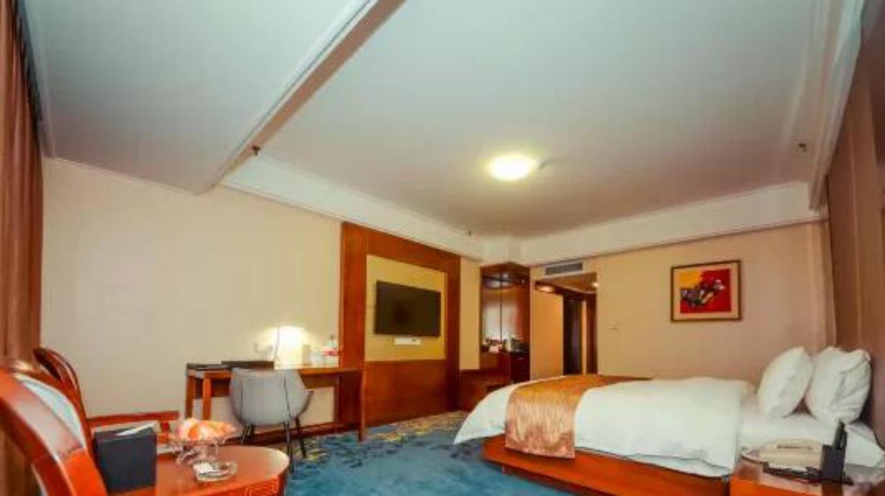 Dongying Blue Horizon Xinyue Hotel Екстериор снимка